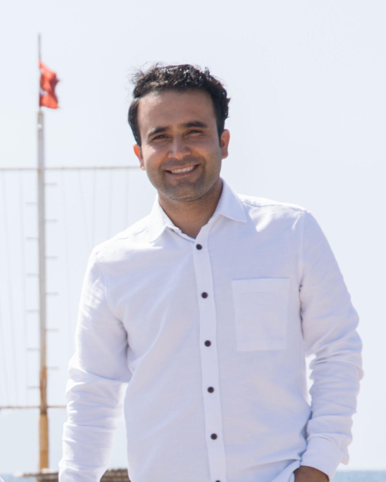 Raşit Oğrak